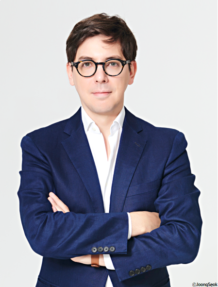 제4대 상임지휘자 아드리앙 페뤼숑